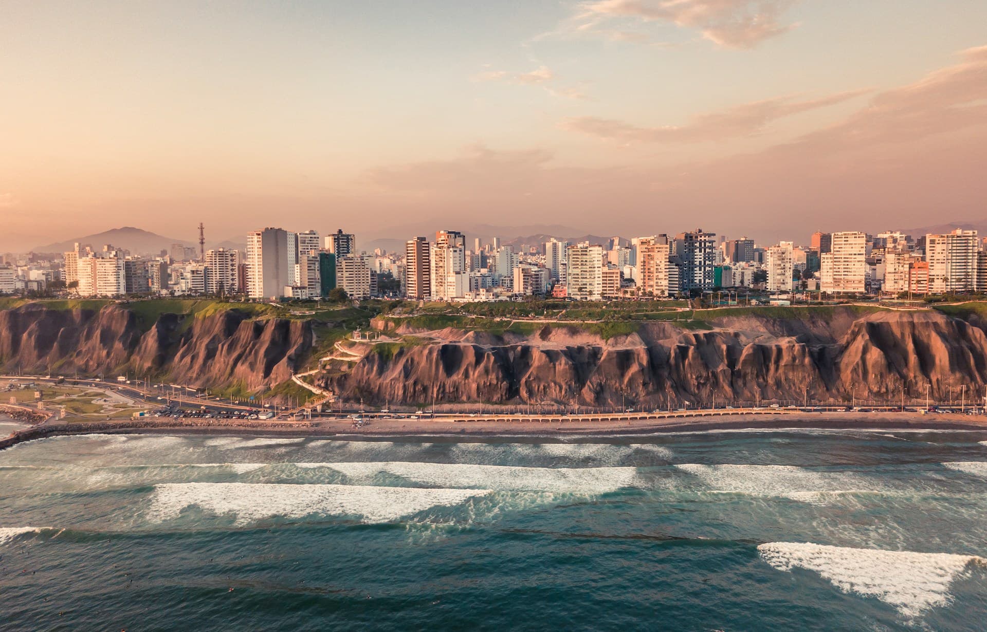 Punta Hermosa surfing